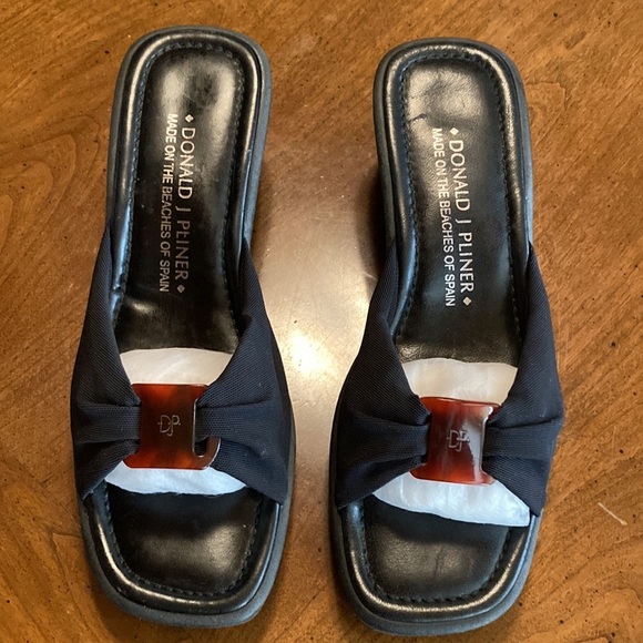 DONALD J PLINER (Made in Spain) Womens Wedge - size 7 - Picture 5 of 16